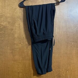Old Navy Black Sleek Tech Joggers Pants Large